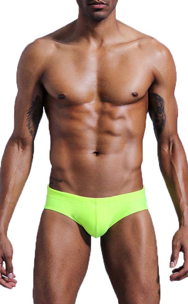 Solid Color Swim Briefs with Sponge Pad Solid Color Swim Briefs with Sponge Pad