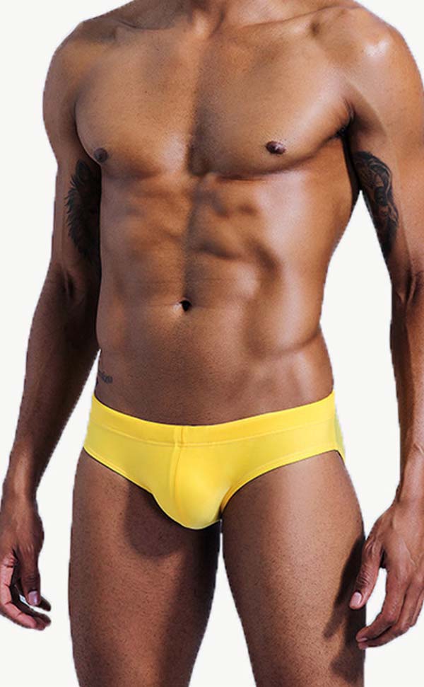 Solid Color Swim Briefs with Sponge Pad Solid Color Swim Briefs with Sponge Pad