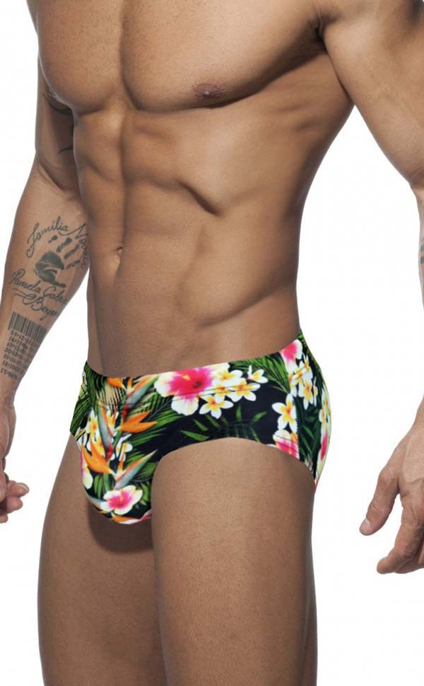 Hawaii Swim Briefs with Sponge Pad