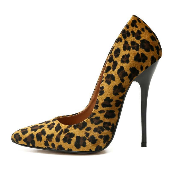 Leopard Print Pointed Toe Pumps